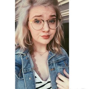 Meet your Posher, Loren